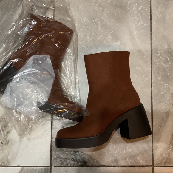 NWT SUN & STONE BLOCK HEEL BOOT IN BROWN SIZE 8 - Picture 3 of 8